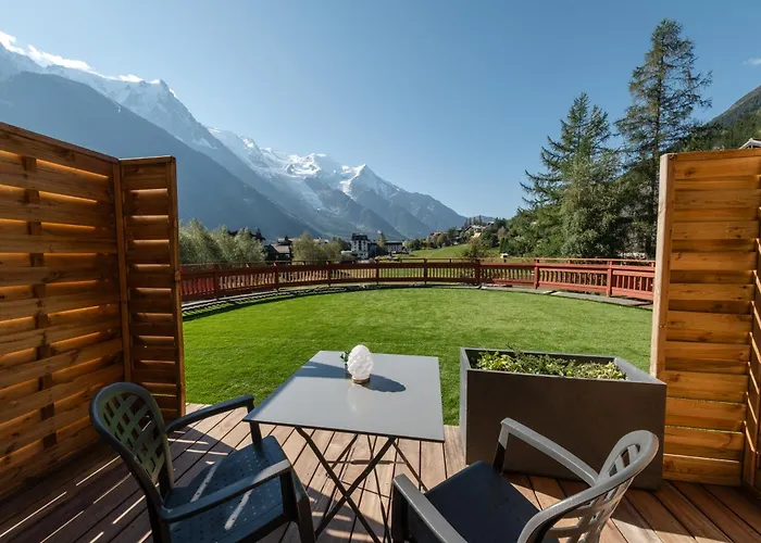 Отель La Sapiniere