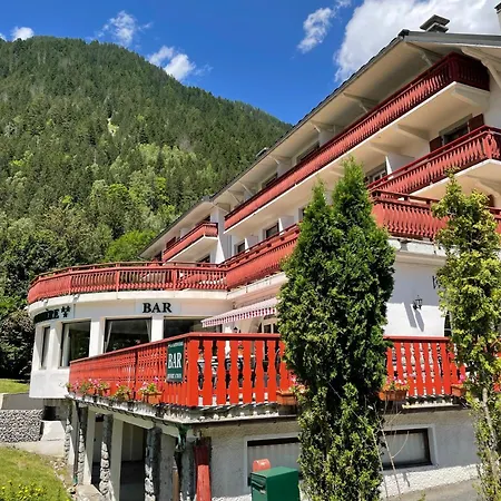 Hotel La Sapiniere 3*