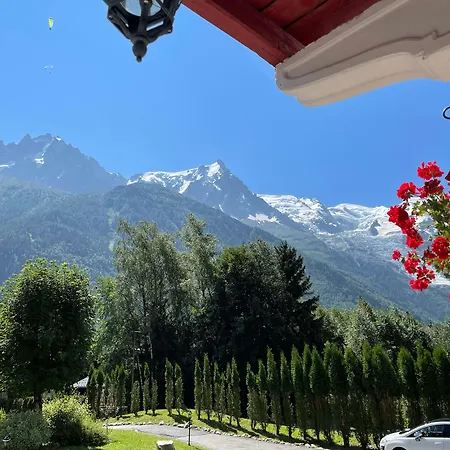 Hotel La Sapiniere 3*