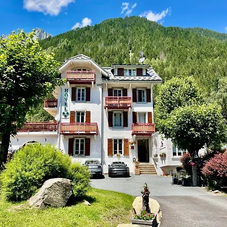 La Sapiniere Hotel